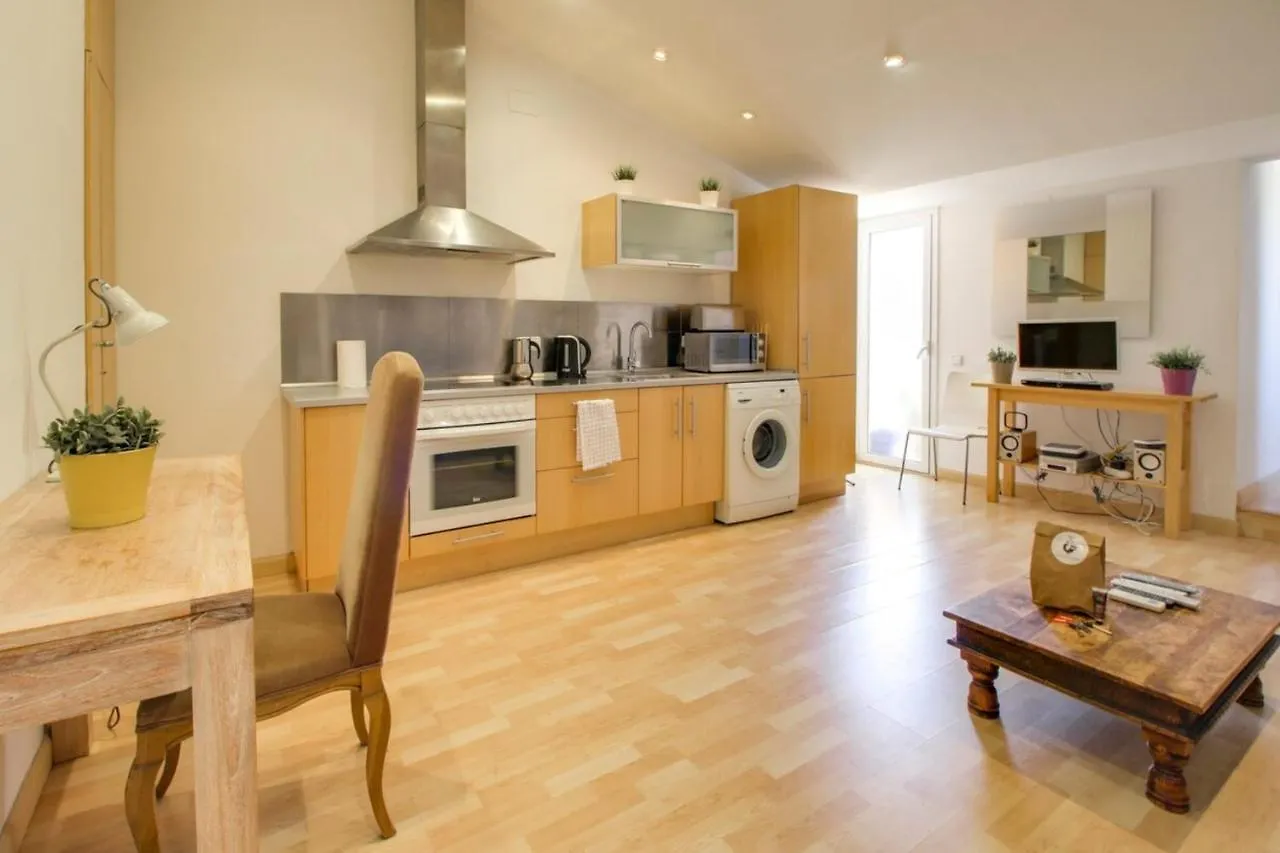 Fabulous 2 Bed With Terrace Close To Plaza Espana Barcelona 0*,