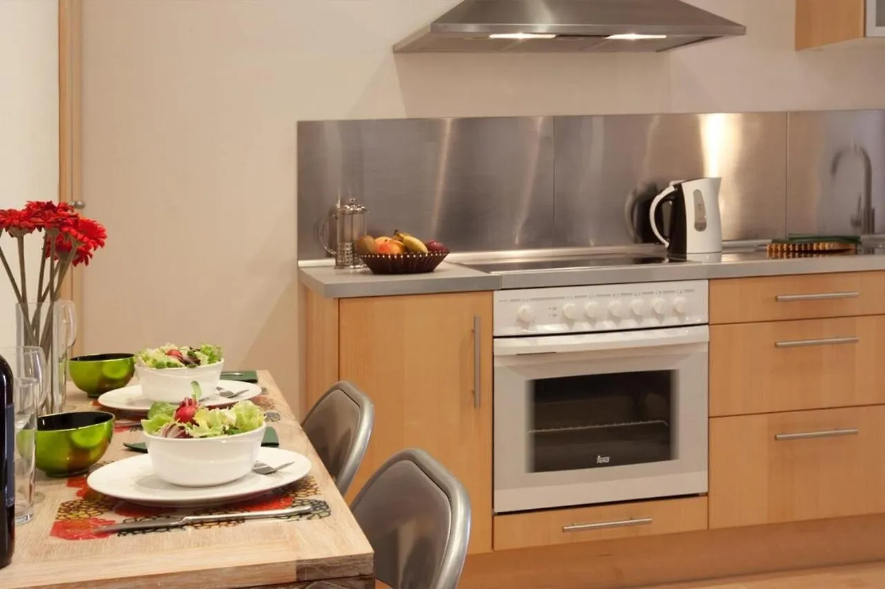 Fabulous 2 Bed With Terrace Close To Plaza Espana Barcelona