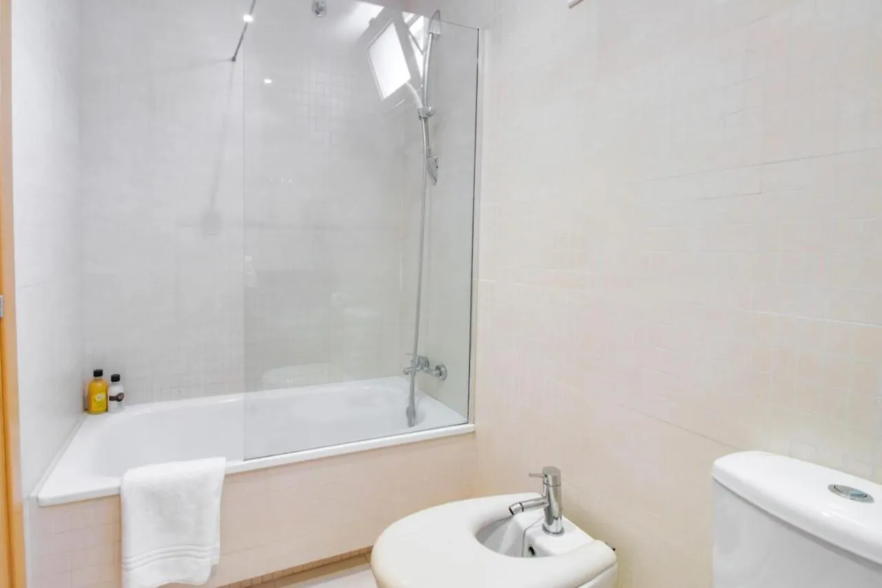 Fabulous 2 Bed With Terrace Close To Plaza Espana Barcelona Apartment