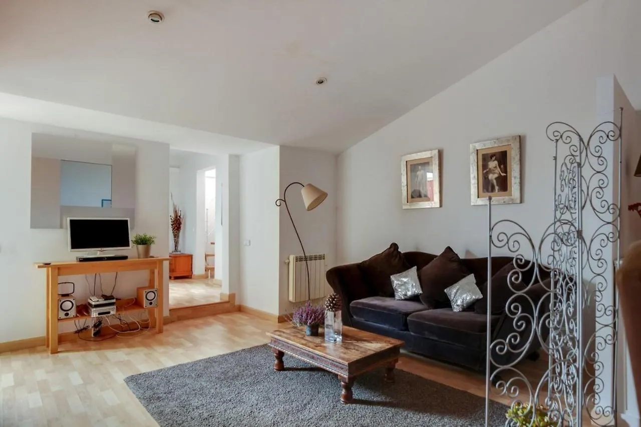 Διαμέρισμα Fabulous 2 Bed With Terrace Close To Plaza Espana Βαρκελώνη Ισπανία